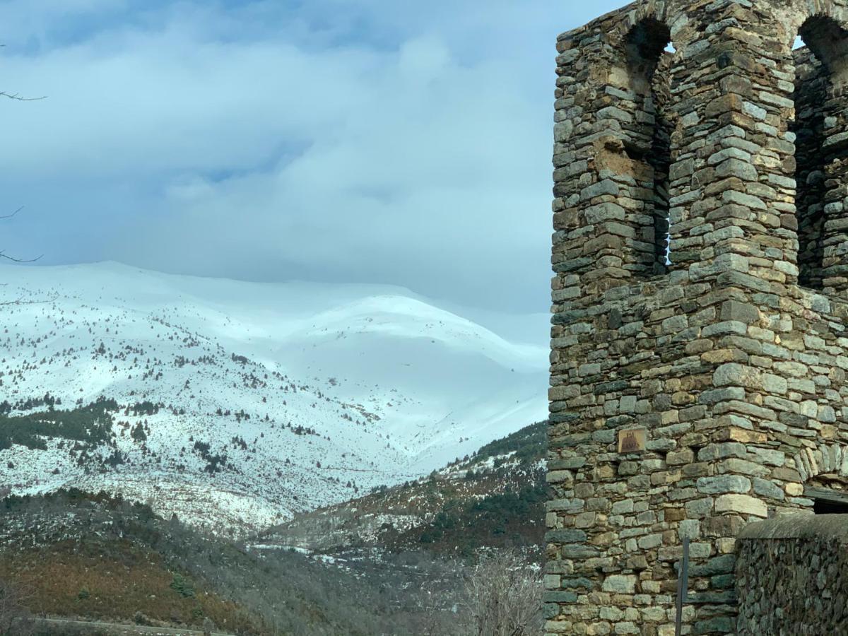 Casa Rural Pirineu Neva Luaran gambar
