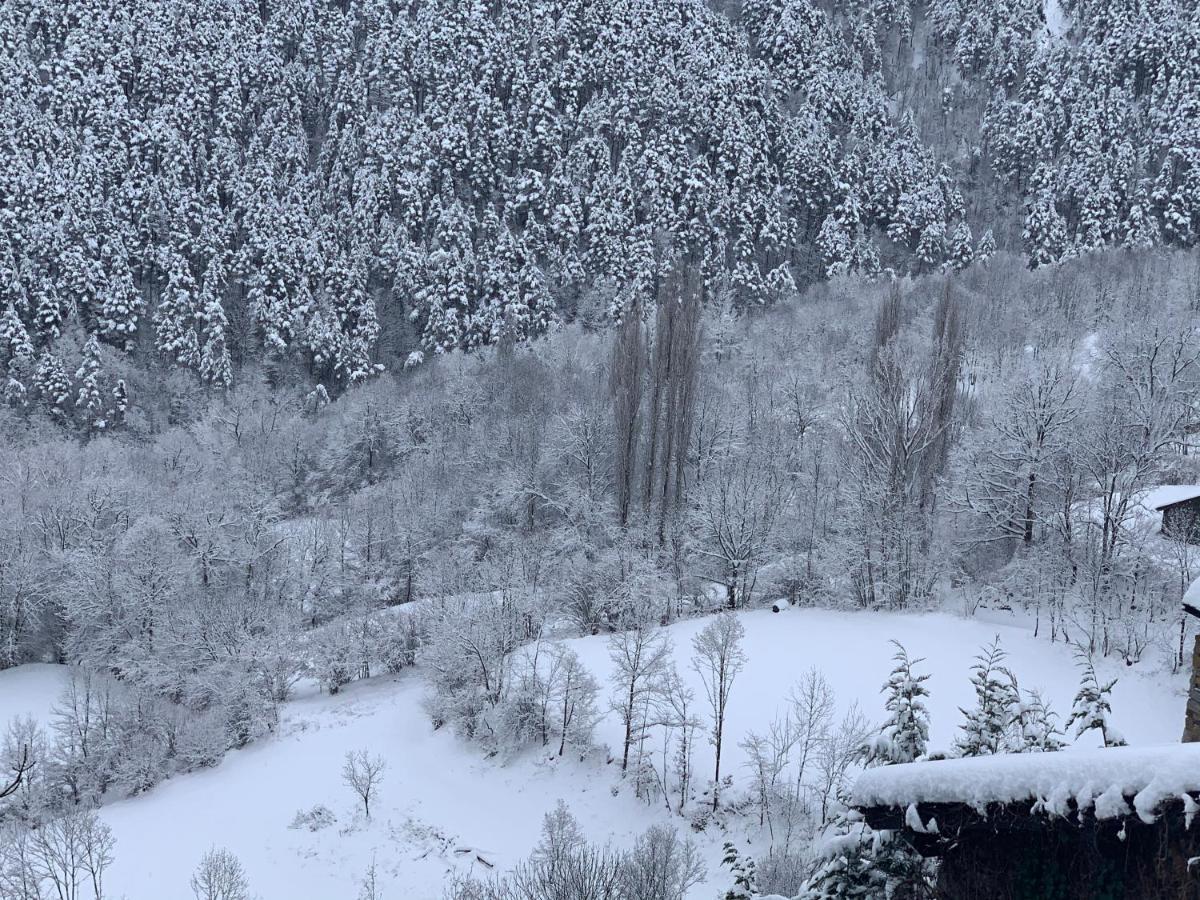 Casa Rural Pirineu Neva Luaran gambar