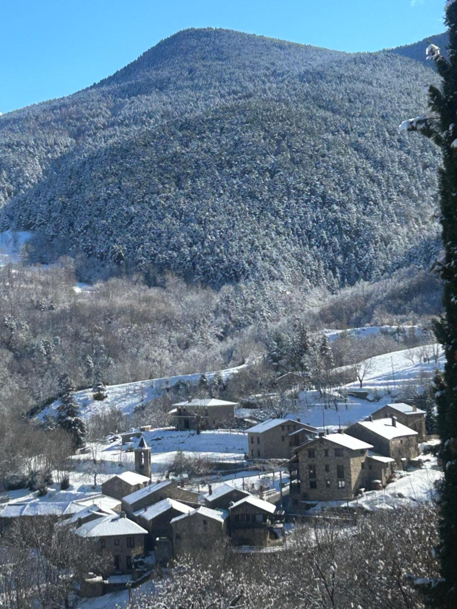 Casa Rural Pirineu Neva Luaran gambar